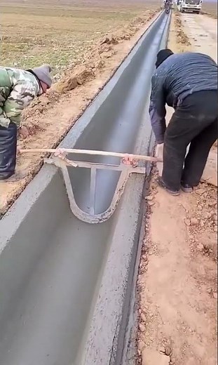 Derren makes videos that other people cut