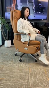 21K views · 94 reactions | Pinaka comfy at napakatibay na computer chair. Siguradong gaganahan kang mag work kapag ganito kaganda ang working chair mo.Dito nabibili yan  LAz: https://s.lazada.com.ph/s.9QdGc?cc LAz: https://s.lazada.com.ph/s.9QdGc?cc | Ella Cruz Supporters | Facebook