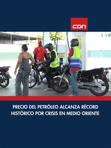 La crisis en Irán desde finales de febrero pasado, ha provocado el salto más fuerte en los precios de los combustibles en los últimos años, elevando el petróleo a récords históricos que sobrepasan los 126 dólares el barril. Amplía esta y otras informaciones en el enlace de nuestro portal web www.cdn.com.do. Síguenos en Instagram CDN 37. #CDN #CDN37 #Noticias #NoticiasRD #Nacionales #RepublicaDominicana #Petroleo #Combustibles #Iran