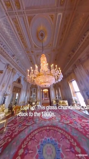 Ever wanted a sneak peek inside Buckingham Palace? 🧐🏰👸🏡 - You are cordially invited on a special virtual tour while #dirumahaja 🥳🏡 - If you dream of visiting, Indonesia’s very own Voice Over Artist @Putri.saud 🇮🇩💪🙋🏻‍♀👏🏻 will act as our virtual tour guide through this 360 video. 😘 She will escort you from the Grand Entrance, and through The Green Drawing Room, The Picture Gallery, The Ballroom and The White Drawing Room where the Queen hosts receptions 👸🖼 🎊 - The 19 Spectacular “