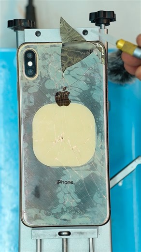 Gurjit Mobile Repair Bilga on Instagram: "iPhone XS Max back glass remove"