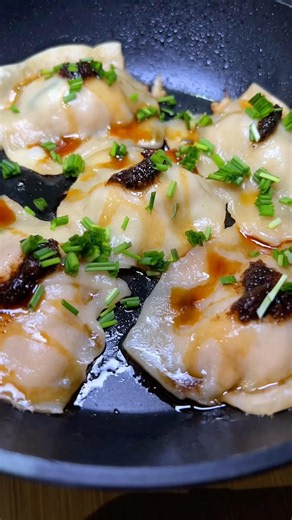 Dumpling Recipe with Asian Sauce | Gourmet #GourmetChile #Recipe #Dumpling #Sauce