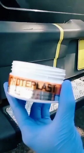 Proteplast (Revitalizador de Plástico)#lavagemautomotiva #fulldetail #esteticaautomotiva #vitrificacaoautomotiva #cristalizacaoautomotiva #detalhamentoautomotivo #cristalizaçãodepintura #detailersinstagram #esteticaautomotivaautocar #esteticaautomotivasp #esteticaautomotiva