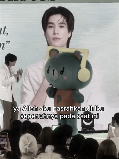 kirain bakalan sujud, tau2nya lanjut dance🤣🤣🤣 #phuwintang #permpoon #AntidotesNewScentxPhuwin