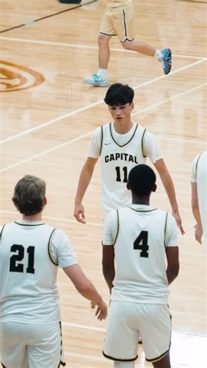 Striv365ClipZ on Instagram: "𝐅𝐑𝐄𝐒𝐇𝐌𝐀𝐍 𝐆𝐔𝐀𝐑𝐃 𝐕𝐀𝐑𝐒𝐈𝐓𝐘 𝐃𝐄𝐁𝐔𝐓 🔥 @moda_fo_sho_ “𝙆𝙀𝙀𝙋 𝙄𝙏 𝙎𝙄𝙈𝙋𝙇𝙀” - @telleria_x_4 𝑨𝒏𝒅 𝒕𝒉𝒂𝒕 𝒉𝒆 𝒅𝒊𝒅 𝒔𝒍𝒊𝒑𝒑𝒊𝒏𝒈 𝒊𝒏𝒕𝒐 𝒐𝒑𝒆𝒏 𝒈𝒂𝒑𝒔 𝒊𝒏 𝒕𝒉𝒆 𝒅𝒆𝒇𝒆𝒏𝒔𝒆 𝒂𝒏𝒅 𝒔𝒑𝒂𝒓𝒌𝒊𝒏𝒈 𝒂 𝒒𝒖𝒊𝒄𝒌 𝒓𝒖𝒏 𝒕𝒉𝒂𝒕 𝒉𝒂𝒅 𝒕𝒉𝒆 𝒐𝒕𝒉𝒆𝒓 𝒕𝒆𝒂𝒎 𝒄𝒂𝒍𝒍𝒊𝒏𝒈 𝒕𝒊𝒎𝒆𝒐𝒖𝒕! Many more 🪣 to come!"