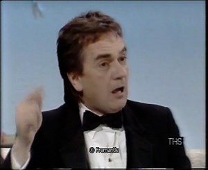 #botd in 1935 the late Dudley Moore CBE whose show business career began as a musician, moved to TV satirical comedy, most famously alongside Peter Cook and concluded as a Hollywood Star. Clip from Des and the Best of Guests, 1986. #DudleyMoore | Thames TV Archive