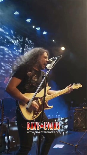 Dave Evans -Sold My Soul To Rock & Roll (Live Performance at Colombia 2020) | Rock #promo v4
