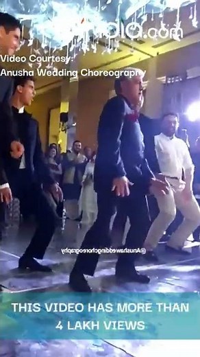 Watch Video: Bride’s Father Dances on Oo Antava Song, Internet Can't Stop Praising Him