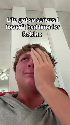 I mourning it everyday #fyp #poochina #funny #roblox