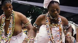 353K views · 5.8K reactions | Destination Togo -Tradition ancestrale, Culture et Tourisme. Un peuple, une histoire : Rites, rituels et danses dans les Lacs. Une production audiovisuelle de 13 minutes, de Wisdom Mensah de Linitiateur. | Linitiateur | Facebook