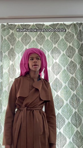 Kauhuelokuvat roboteista: Lilli💔 ja hauska sekoilu