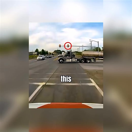 Please follow my page.#USDashCam #AmericanRoads #DriveUSA #USHighways #DashCamVideo #StreetDriving #HighwayDrive #CarCam #TravelUSA #RealDrive #RoadView #OnTheRoad #DailyDrive #USATraffic #CityDrive #RoadTripUSA #AmericanStreets #DriveMoments #RoadExperience #DashCamFootage | dashcam Your