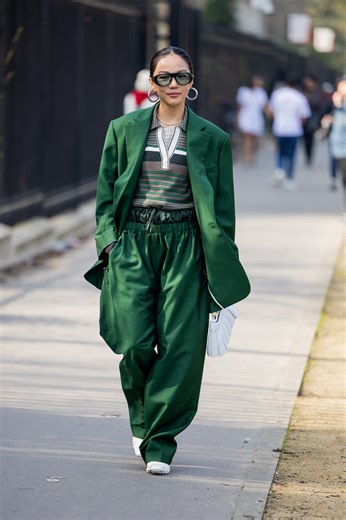 Sneakers: 5 modi per abbinarle