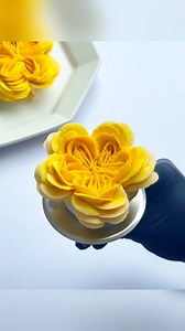 Creating edible art, one petal at a time 🌸✨ Who says beauty can’t be tasted? #BakingArt #FloralDelights #reels #shorts #trending | HidaMari Cooking