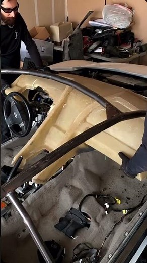 Infiniti G35 Carolina Vaydor first dash fitment.