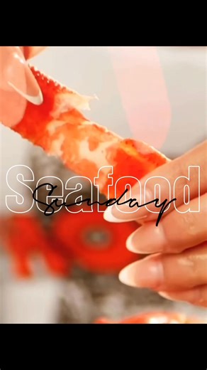 Seafood Sunday just hits DIFFERENT 🦀🔥 Half-priced seafood all day (while it lasts). Football on the big screens. Vibes unmatched. | Hooters