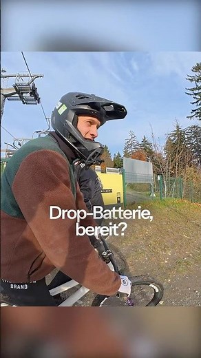 Drop Batterie mit dem Dirtjumper & 360 Whip to Bar🙏🏼 #bike #biking #mtb #dirtjump #pov #tailwhip