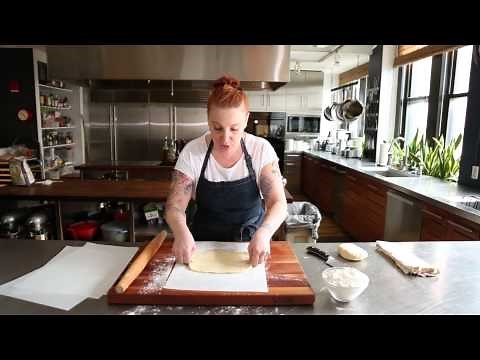 How to Roll Cookie Dough