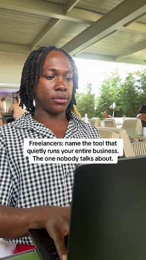 We don’t gatekeep here! Help a freelancer out in the comments ⬇️