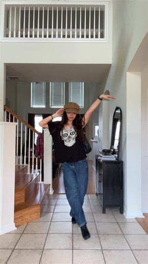 Yaya Gosselin's Fun Boots: A Stylish Hit!