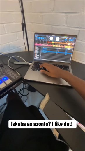 Iskaba is the best old Afro song, just saying🤷🏾‍♂️ Anyway’s follow for more 👌🏾 #djlb #iskaba #fyp #nigeria #viral
