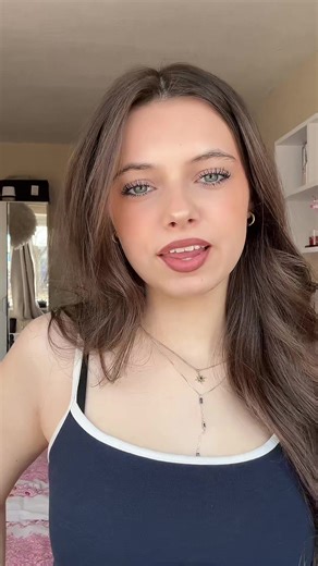 lilly (@lillyy.ly)’s videos with Originalton - 𝓕𝓱01