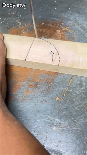 Wood conection trick 🪚 #woodworking #woodscraft #tipsntricks #diy #shortvideo #art #tutorial