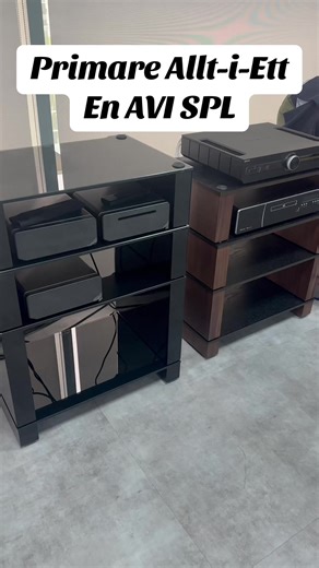 🎬 Un vistazo a la expo de AVI SPL Entre equipos de sonido impresionantes, me encontré con este sistema todo en uno de Primare. Diseño minimalista, sonido limpio y ese toque escandinavo que enamora 🖤 Un ejemplo perfecto de cómo la tecnología también puede ser arte. #AudioHiFi #Primare #AVISPL #SonidoPremium #AudioDesign #HiFiLovers #TecnologíaConEstilo #ExposiciónAV #SoundLovers #DiseñoEscandinavo