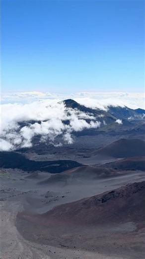 Above the clouds at Haleakala summit @10,023 ft. #maui #hawaii #nationalpark #Haleakala #Volcano