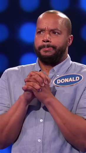 Donald Faison takes on Fast Money on Celebrity Family Feud