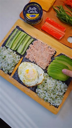 two layer sushi sandwich 🍙🍳🥒 For recipe, make sure you’re following me then comment “gimme recipe” so that the message goes thru. | Fationatefoodbelly