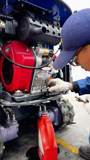 Rippa R10 excavator oil and filter service video.