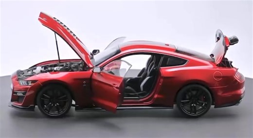 1:18 FORD MUSTANG SHELBY GT500 (RAPID RED). Item No. 73098 | AUTOart models (Official)