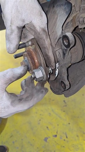 wheel stud replacement guide without bearing #automotive #DIY #mechanic | Automotive2