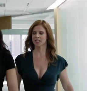 Sarah Rafferty - Suits