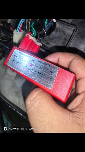 Guía para Conectar Cables en Taller Mecánico de Motos