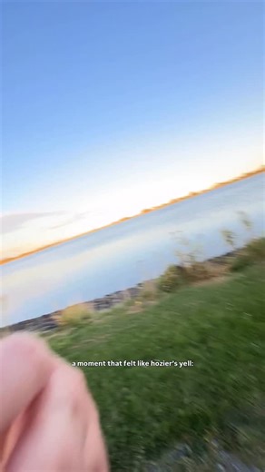 This is the first fall running season that I haven’t ended up injured and had to take most of it off, and WOW have I been missing out. These fall evening runs have brought so much joy, beauty and contentedness into my life. I never want this season to end 🧡 #midsizerunner #biggirlswhorun #learntorun | EMMA FLYNN