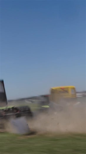 🏁9ème GP CAMION - FINALE ALBI 2025🏁 🔹3 jours intenses, remplis de compétition, de joie et de festivités, ont animé cette 9ᵉ édition du Grand Prix Camions d’Albi ! 🔸Un grand merci à tous d’avoir écrit l’histoire de cette édition mémorable. On se retrouve bientôt pour de nouvelles aventures ! 📹 22.prod - AutoWebbb autowebbb | Circuit d'Albi