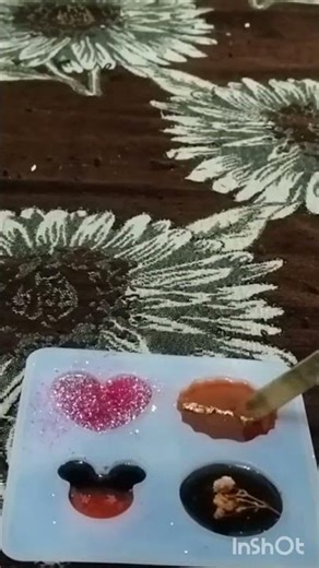 Resin keychains #Resinart#minhara art epoxy