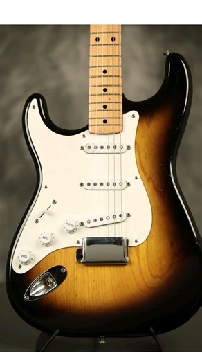 RARE original 1955 Fender LEFT-HANDED Stratocaster Sunburst w/orig. tweed case