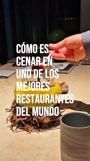 Antonio Sánchez | Gastronomía & Viajes on Instagram: "¿Cómo es cenar en uno de los mejores restaurantes del mundo? Así fue nuestra experiencia en el @centralrest , en Lima, elegido Mejor Restaurante del Mundo en 2023 y parte del exclusivo grupo Best of the Best, ya historia de la gastronomía. Central de @virgiliocentral propone un concepto único en la gastronomía mundial, el mundo en desnivel: un menú degustación que recorre el Perú a través de las altitudes, desde el fondo del mar hasta más de 
