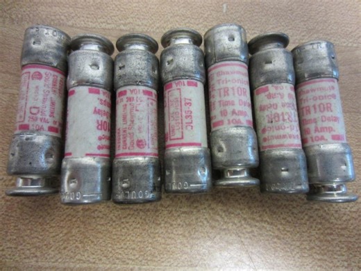 Amazon.com: Gould Shawmut Ferraz Trionic Fusible TR10R (paquete de 7) : Herramientas y Mejoras del Hogar