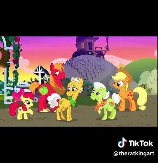 Applejack's Emotional Journey: A Tribute to Family