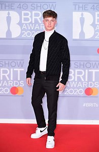 YouTube star and singer HRVY joins Strictly line-up