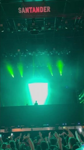 Calvin Harris - Sweet Nothing ft. Florence Welch | Primavera Sound 2023 (Barcelona)