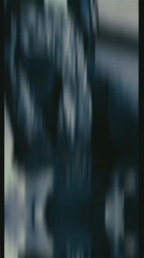 Sooraj on Instagram: "在日本，研究人员正利用智能人行道将日常活动转化为清洁能源⚡。这些道路内嵌特殊的压电材料，可以从行人的脚步中收集动能。当人们行走、奔跑或跳跃时，路面会轻微变形，从而产生机械压力。压电晶体将这种压力转化为电能🔋。这些能量可用于照亮路灯、为公共显示屏供电，甚至监测行人流量。 这种技术不仅减少了能源浪费，还展示了未来城市的无限可能🌏。在东京、京都等城市的试验区，人们的每一步都在为绿色地球贡献力量💚。 科技让生活更环保，也让每一个脚步更有意义✨ #日本 #科技 #创新 可持续 绿色能源 未来城市 环保 知识 事实 推荐 你知道吗 技术 实验 热门🌟日本利用压电瓷砖将脚步转化为电能日本利用压电瓷砖将脚步转化为"