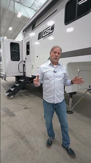 100" Wide Body - GSL Light Duty Fifth Wheel - Top 10 Features & Benefits - Starcraft RV