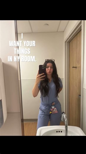 I lowkey miss having a lil server job + no real responsibilities 🥲