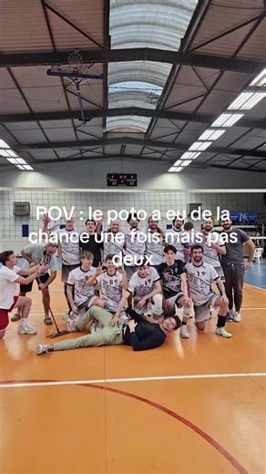 Je lui a avais mis une sacré boîte en plus… #volley#block#fyp#setter#pov