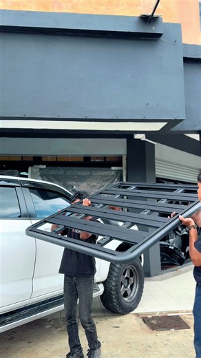 Isuzu D-Max 1.9 2025 Roof Rack and Awning Setup